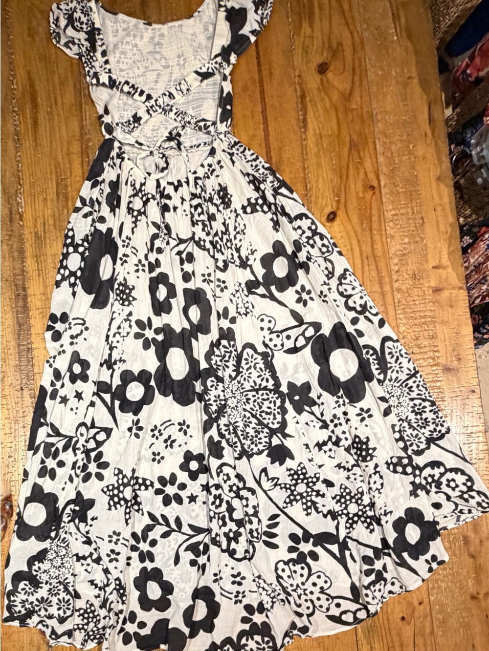 Free People Black & White Floral Off-Shoulder Maxi Dress - Picture 8 of 13